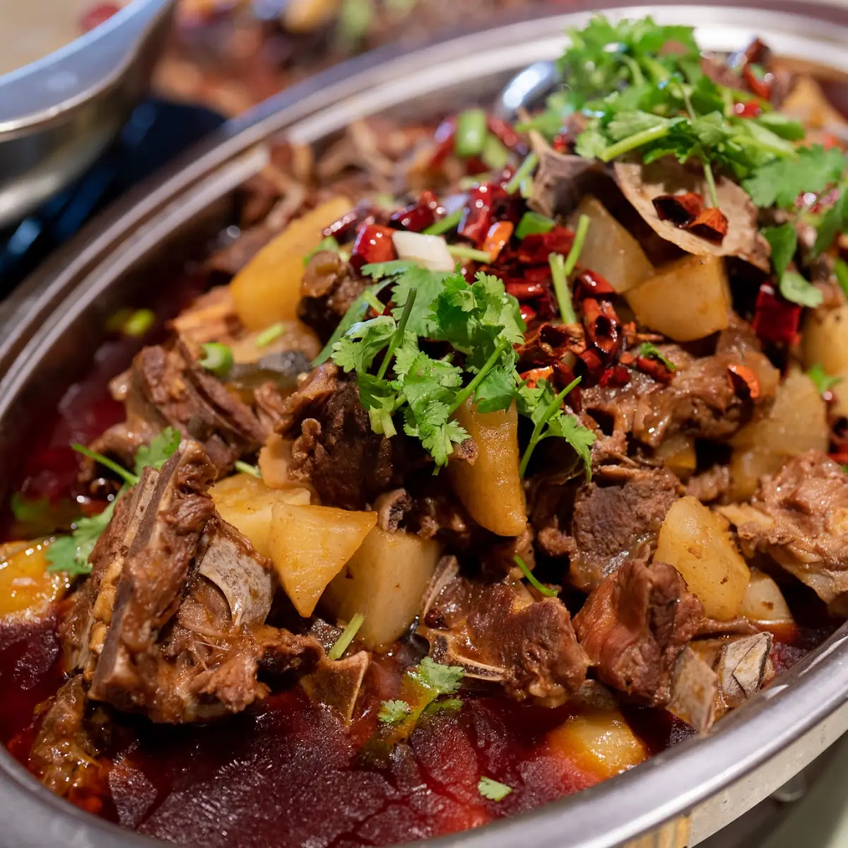 braised beef 香辣牛腩煲